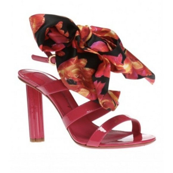 New Salvatore Ferragamo Pink Sandals Heels 7.5